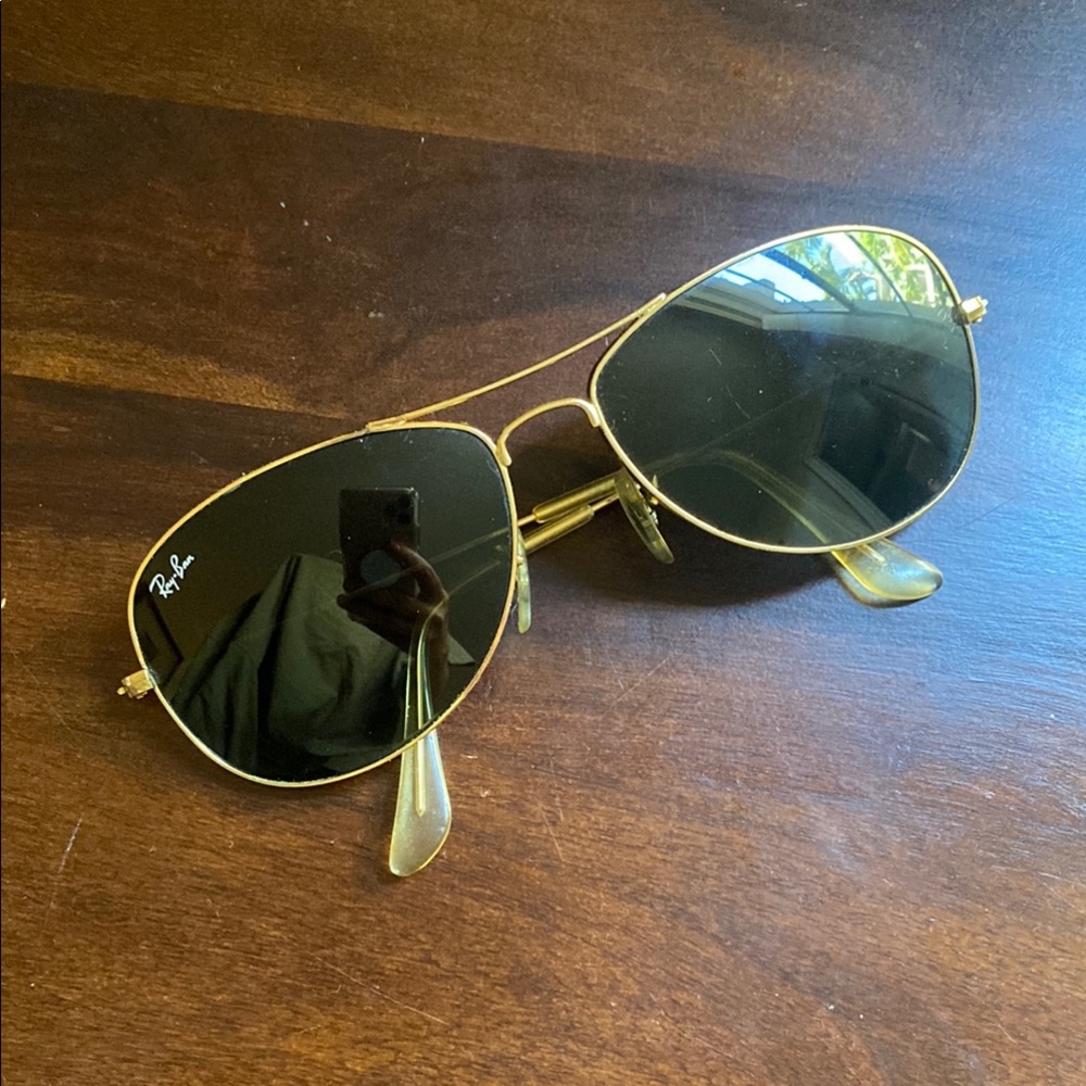 Gold Frame Aviator Sunglasses